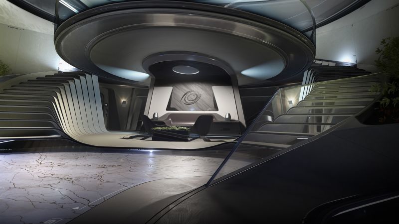 Soubor:890 Atrium Down.jpg